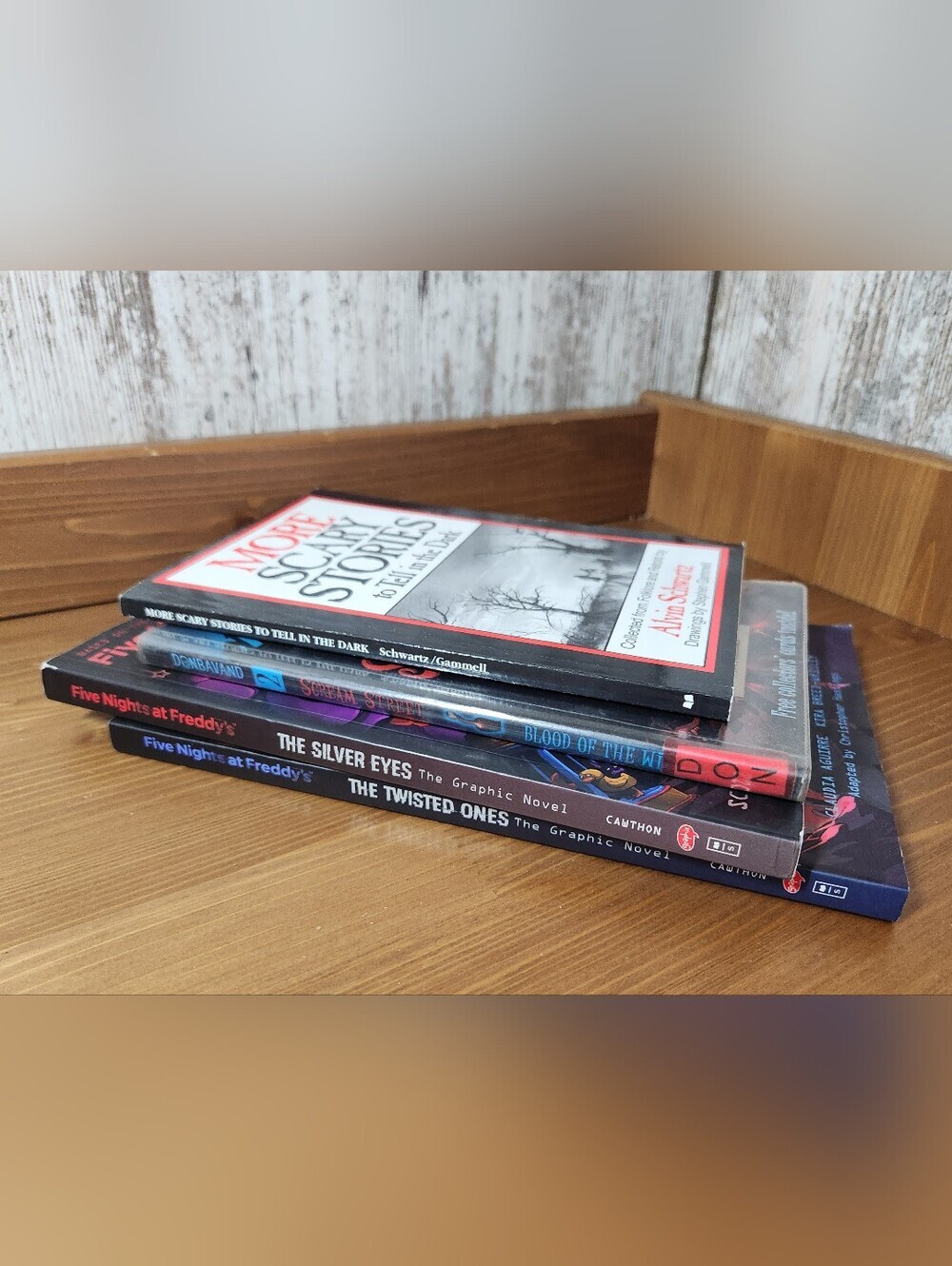 Set 4 Book Bundle Scary Stories Scream Street Five Nights At Freddys Silver Eyes
